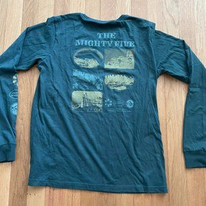 NWT Mountain Hardwear long sleeve tee